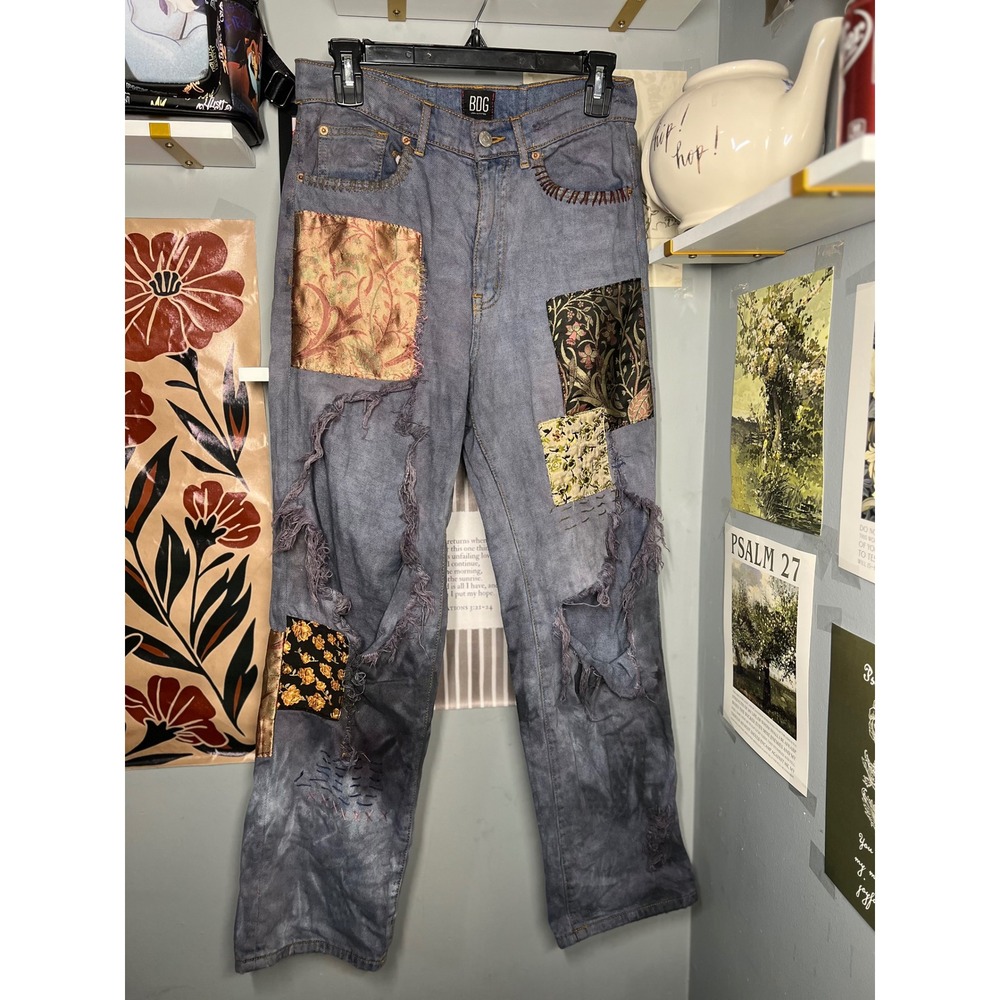 BDG Cowboy Jeans Blue Patchwork Distressed High Rise Straight Leg Denim 28